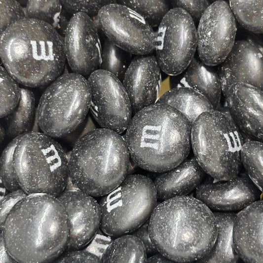 Black M&M