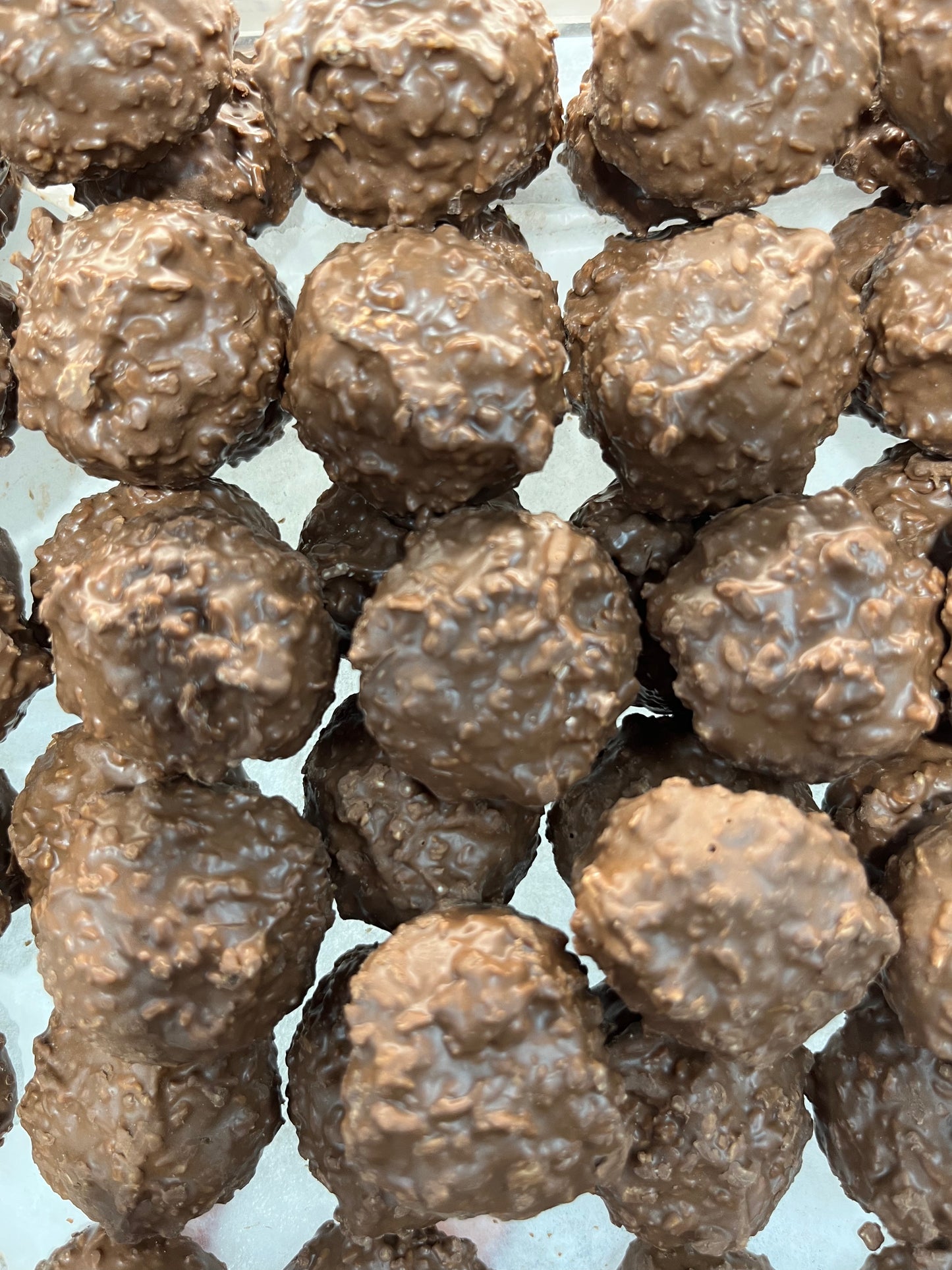 Sugar free milk coconut cluster