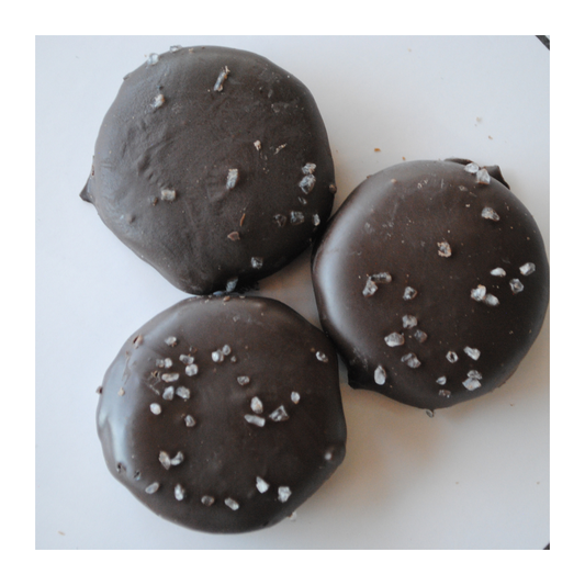 Dark Chocolate Sea Salt Oreo